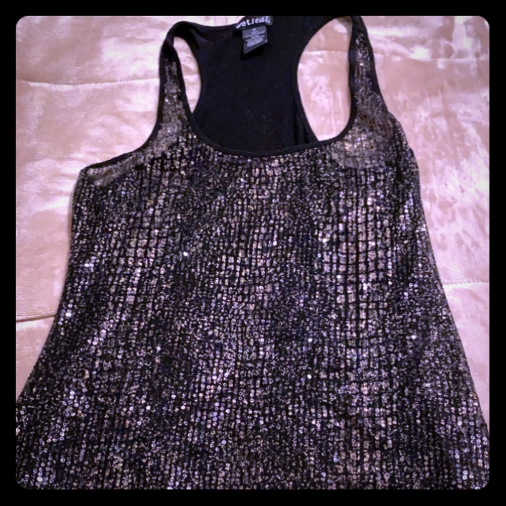 Wet seal tank